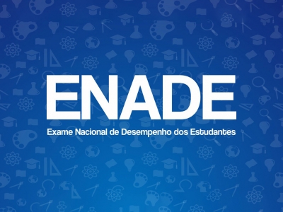 Estudantes de EAD participam de projeto com foco no ENADE